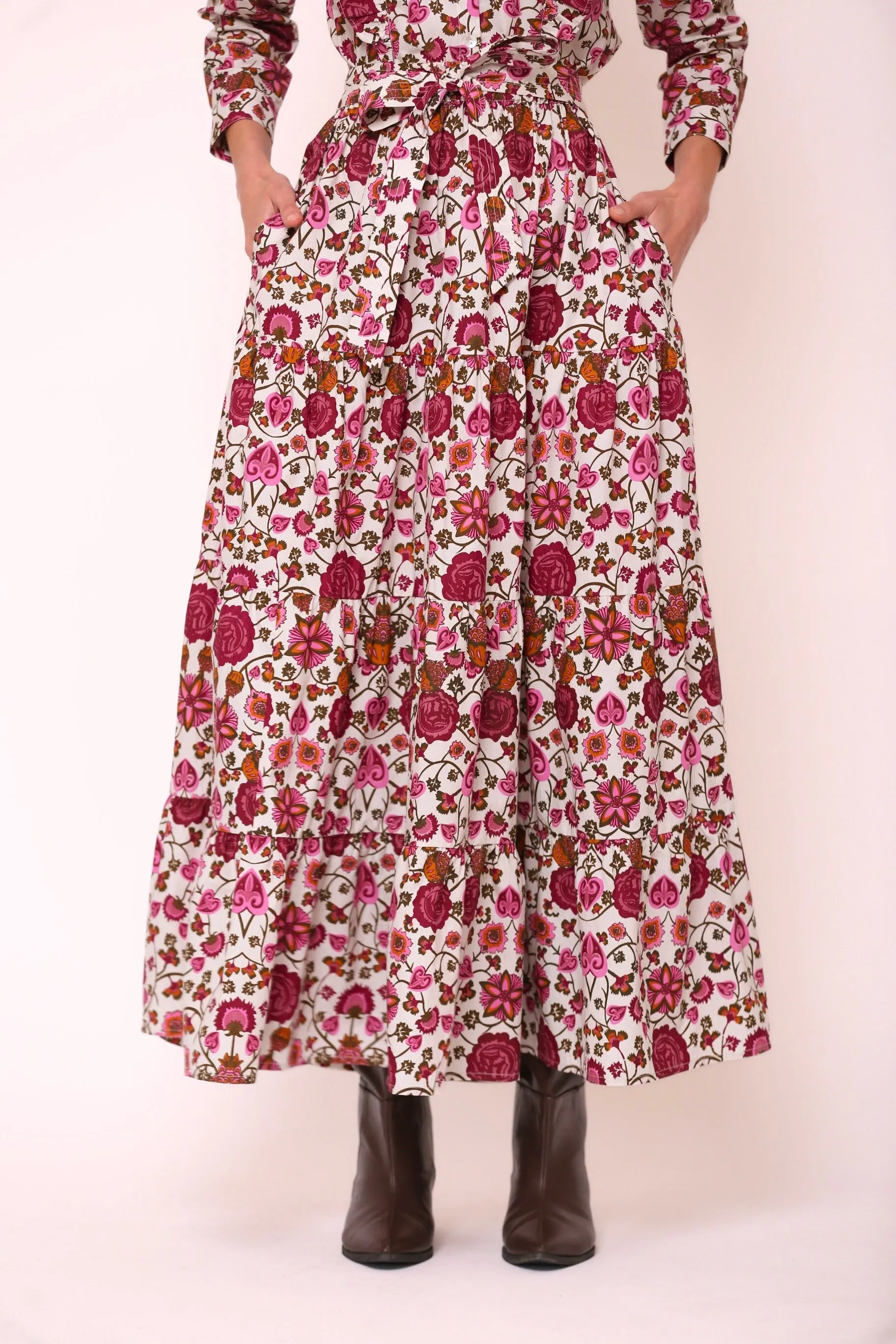 1677 Gia Skirt