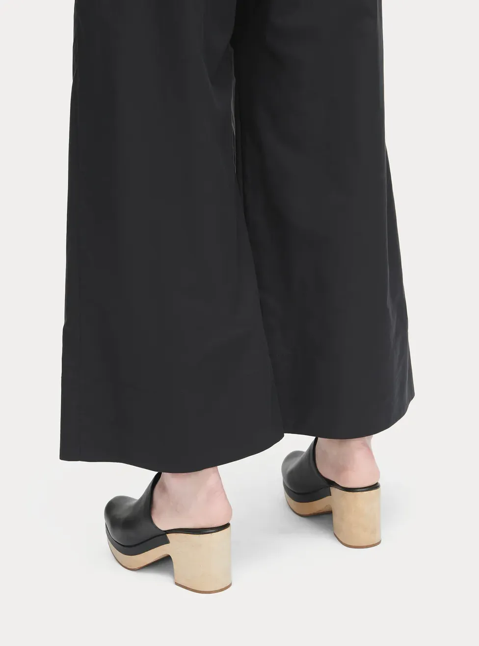Bose Clog - Black