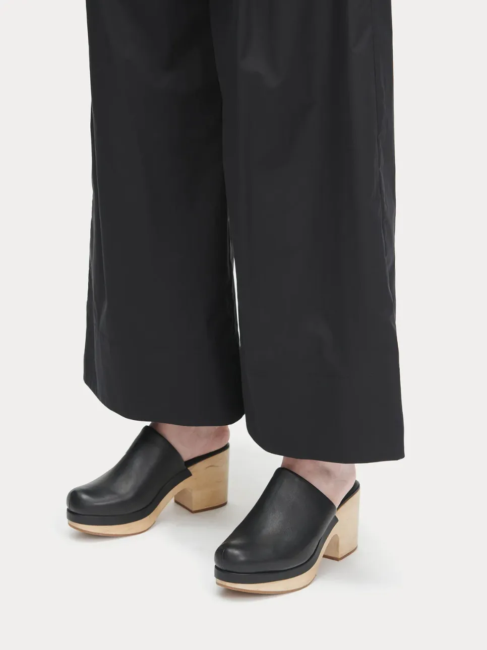 Bose Clog - Black