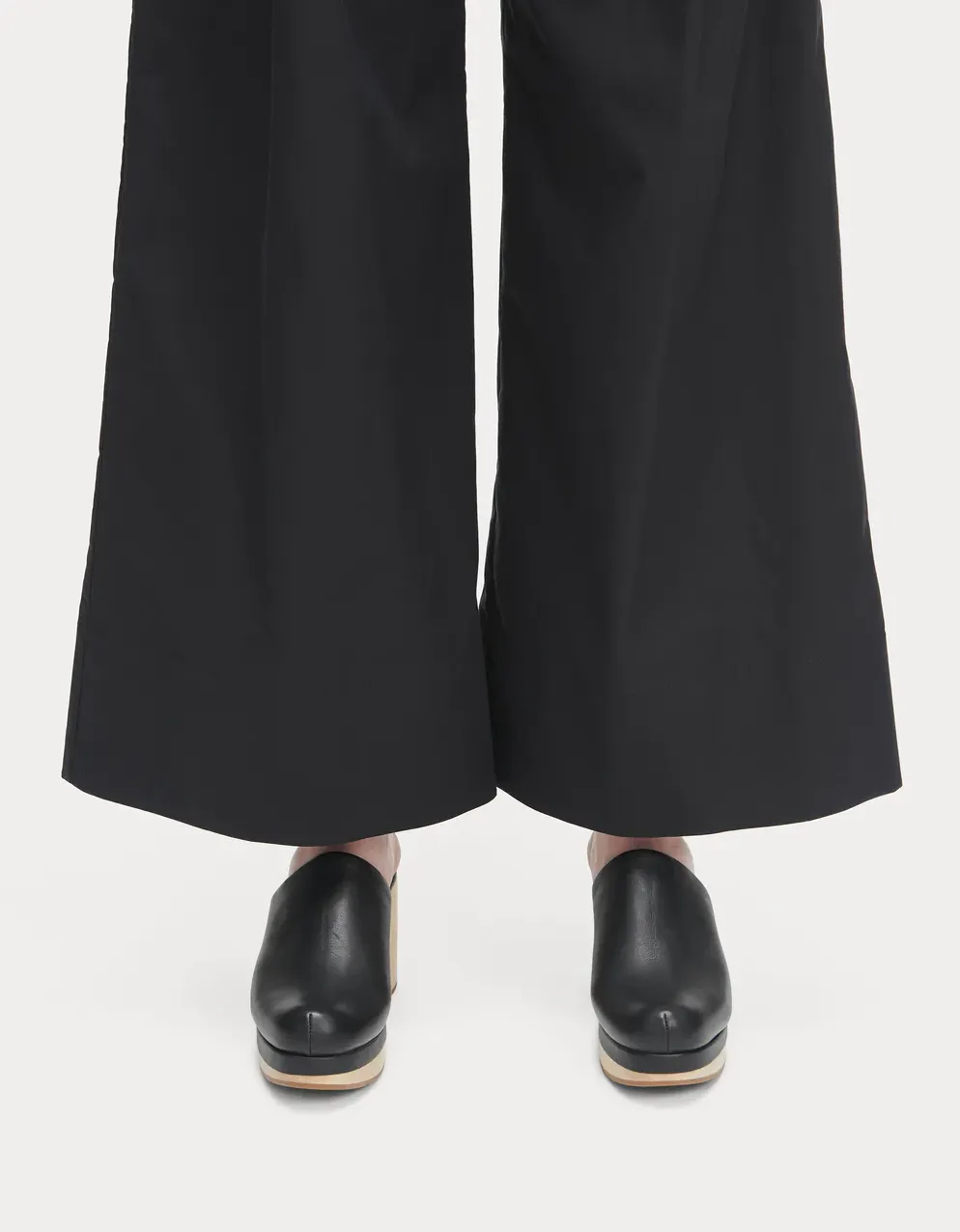 Bose Clog - Black