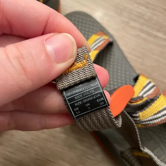CHACO Kids Z1 Ecotread Sandals in Scattered Poppy Orange &amp; Gray
