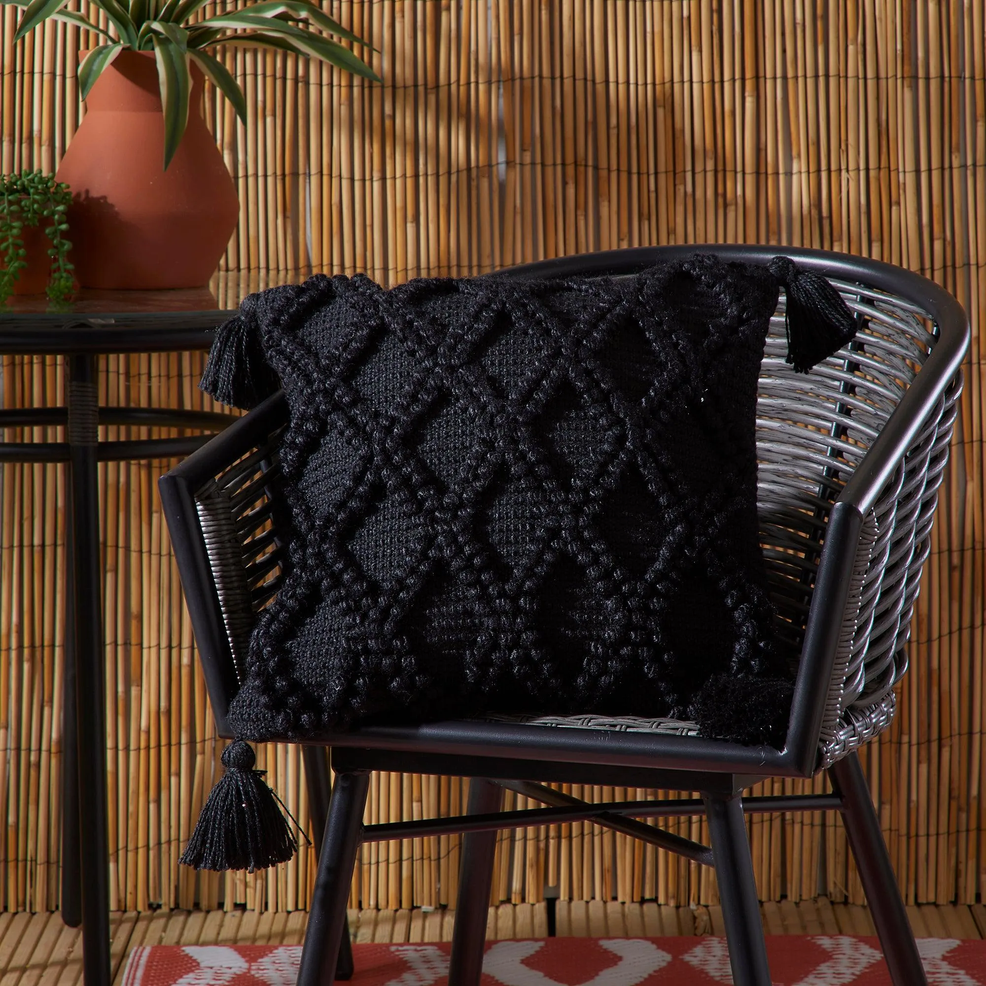 Drift Home Alda Cushion - Black