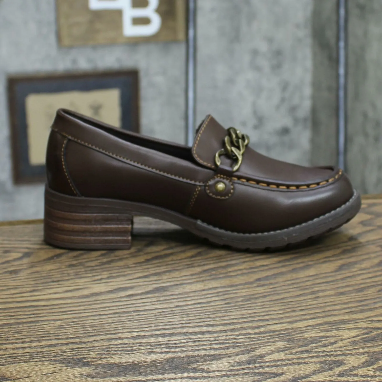 Eastland Shoe Women's Nora Ornament Slip On Loafer