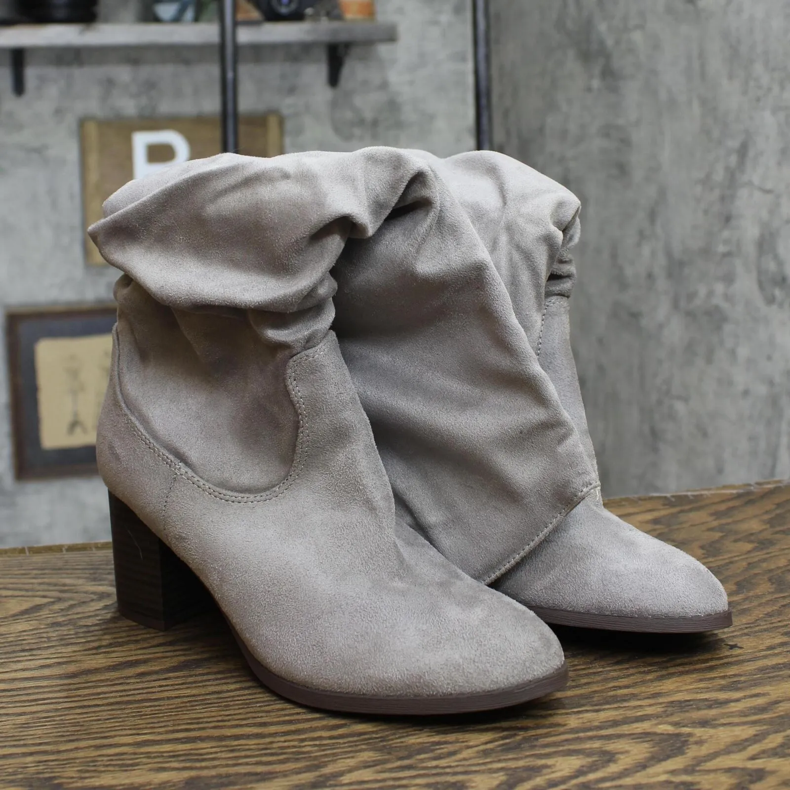 Journee Collection Womens Aneil Slouch Boot with Slouchy Vegan Suede Gray 7.5M