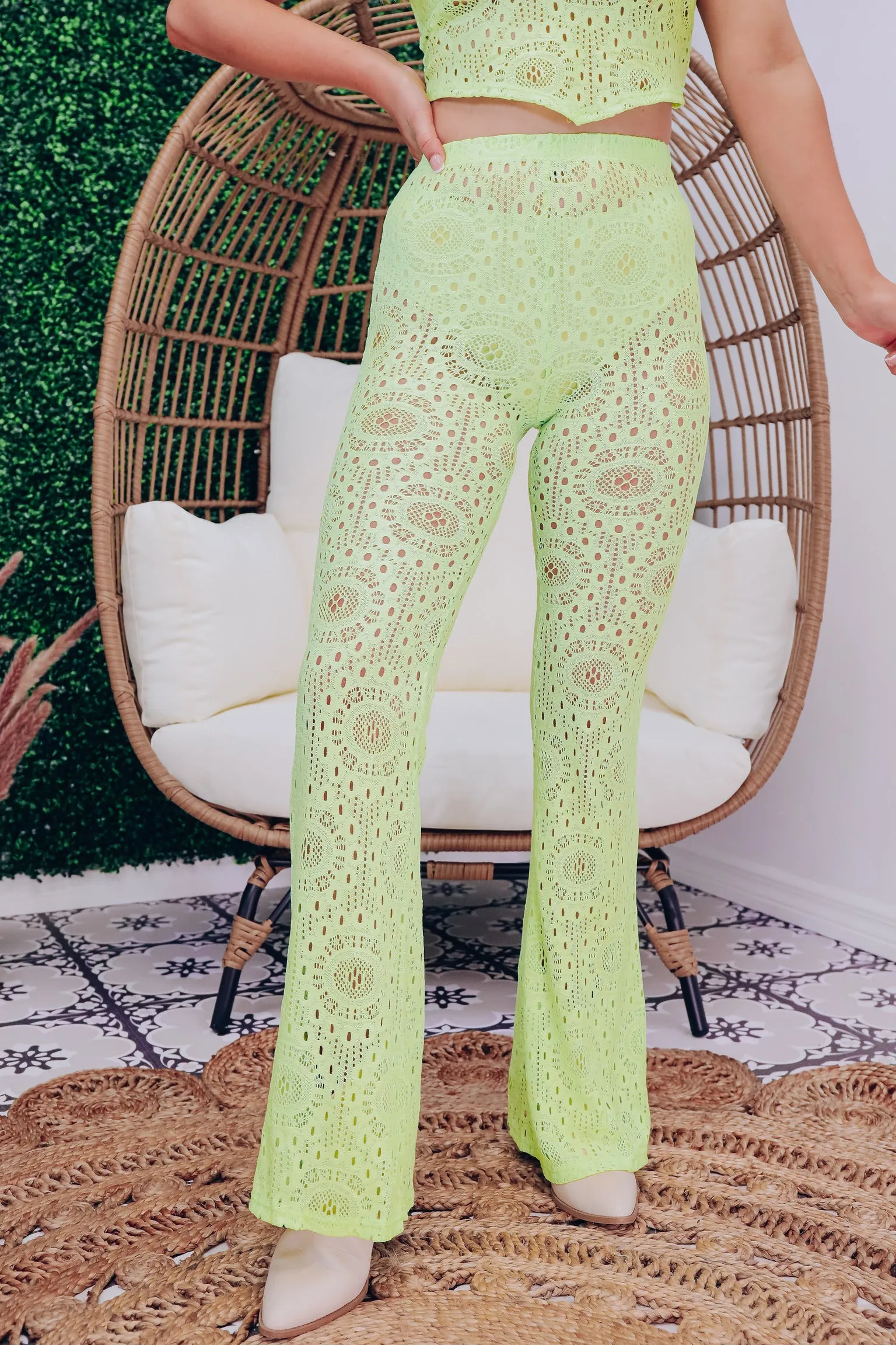 Lace Bandana Hem Crop Top & Pants Set - Lime