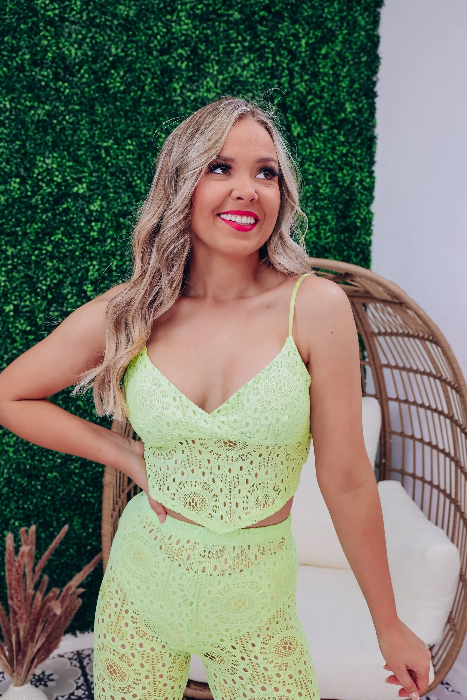 Lace Bandana Hem Crop Top & Pants Set - Lime