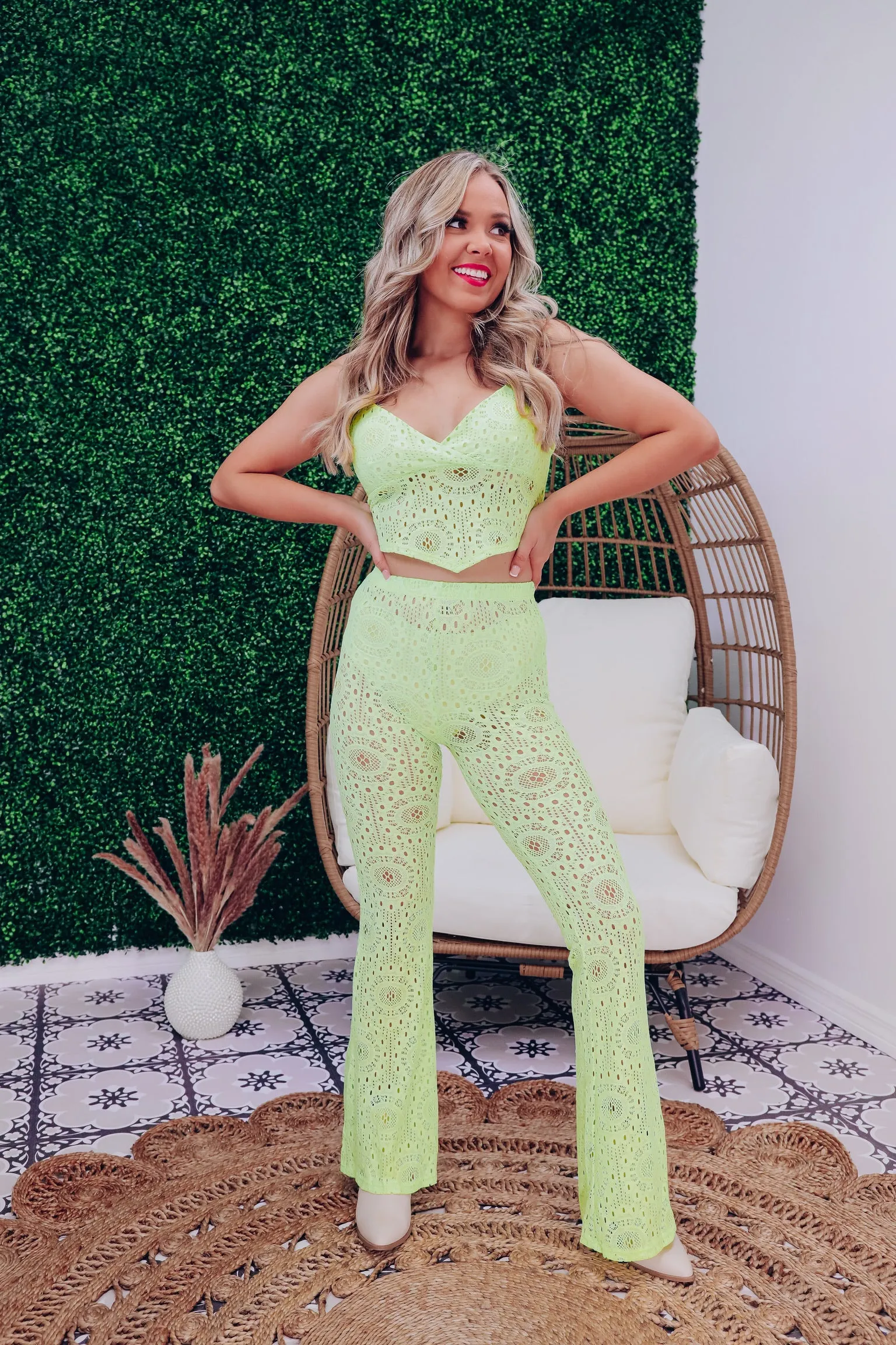 Lace Bandana Hem Crop Top & Pants Set - Lime