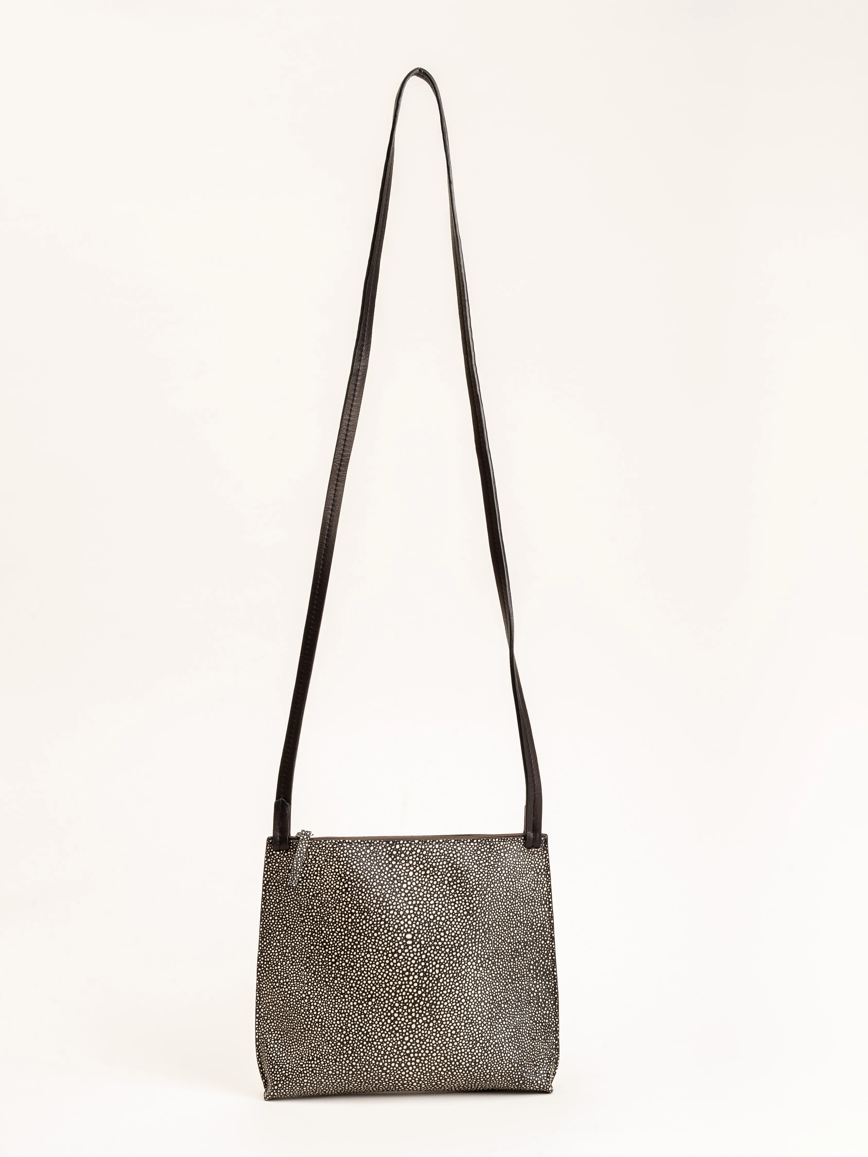 large strappy pouch - black shagreen