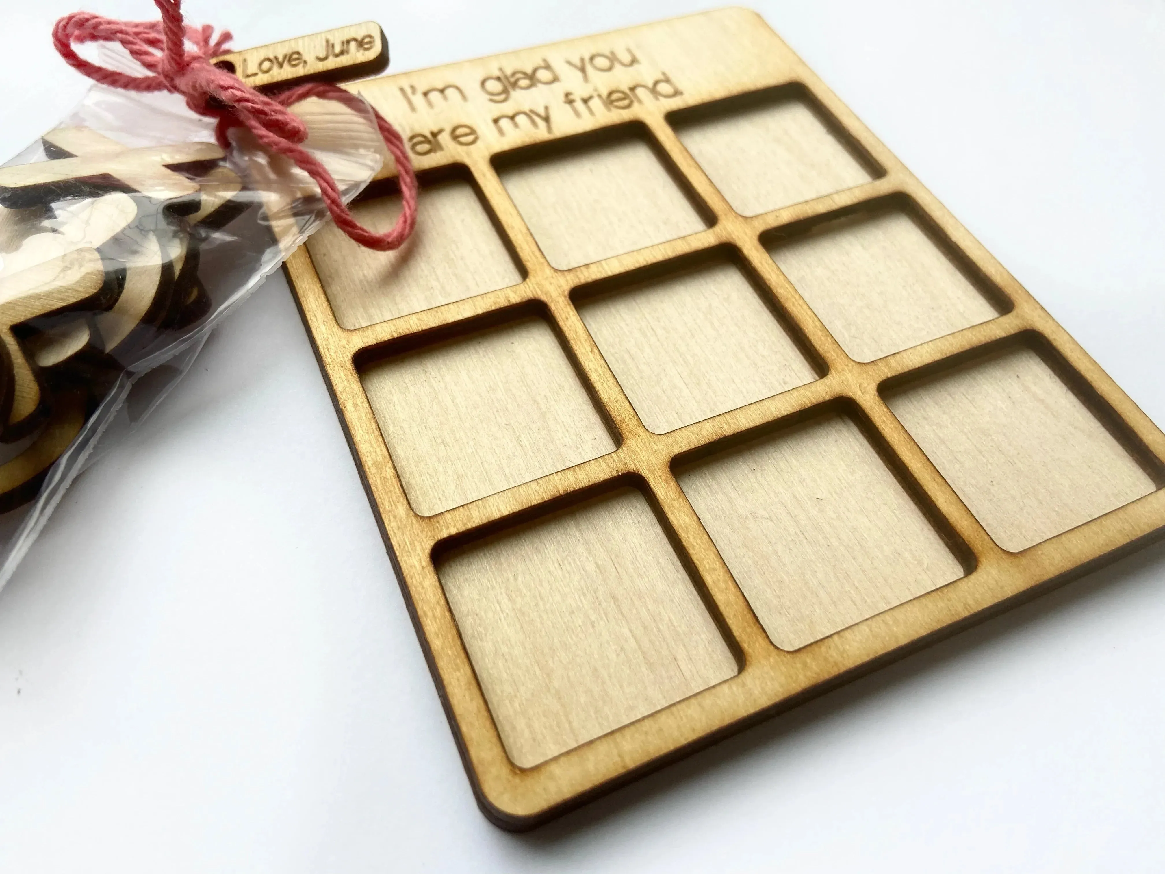 Mini Size Tic Tac Toe Game - 4.5" - with a name-tag and 10 tokens