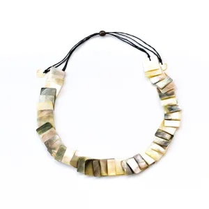 Mother of Pearl Shell Necklace - Playa Iridescent Grey