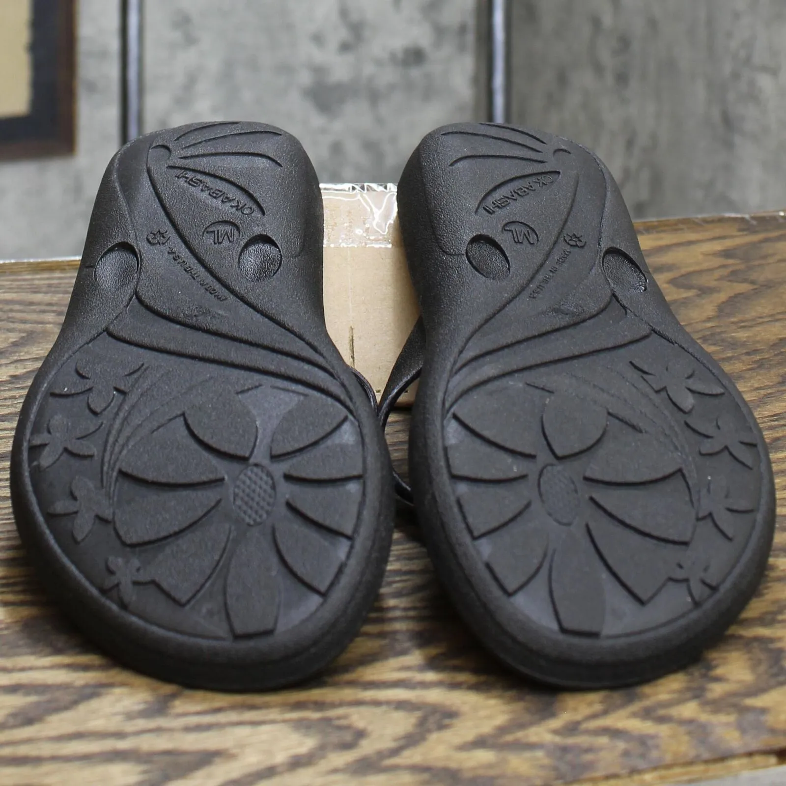Okabashi Womens Maui Flip Flops Black M/L