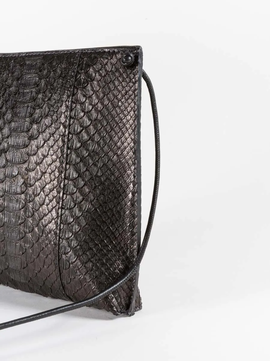 strappy pouch - black python