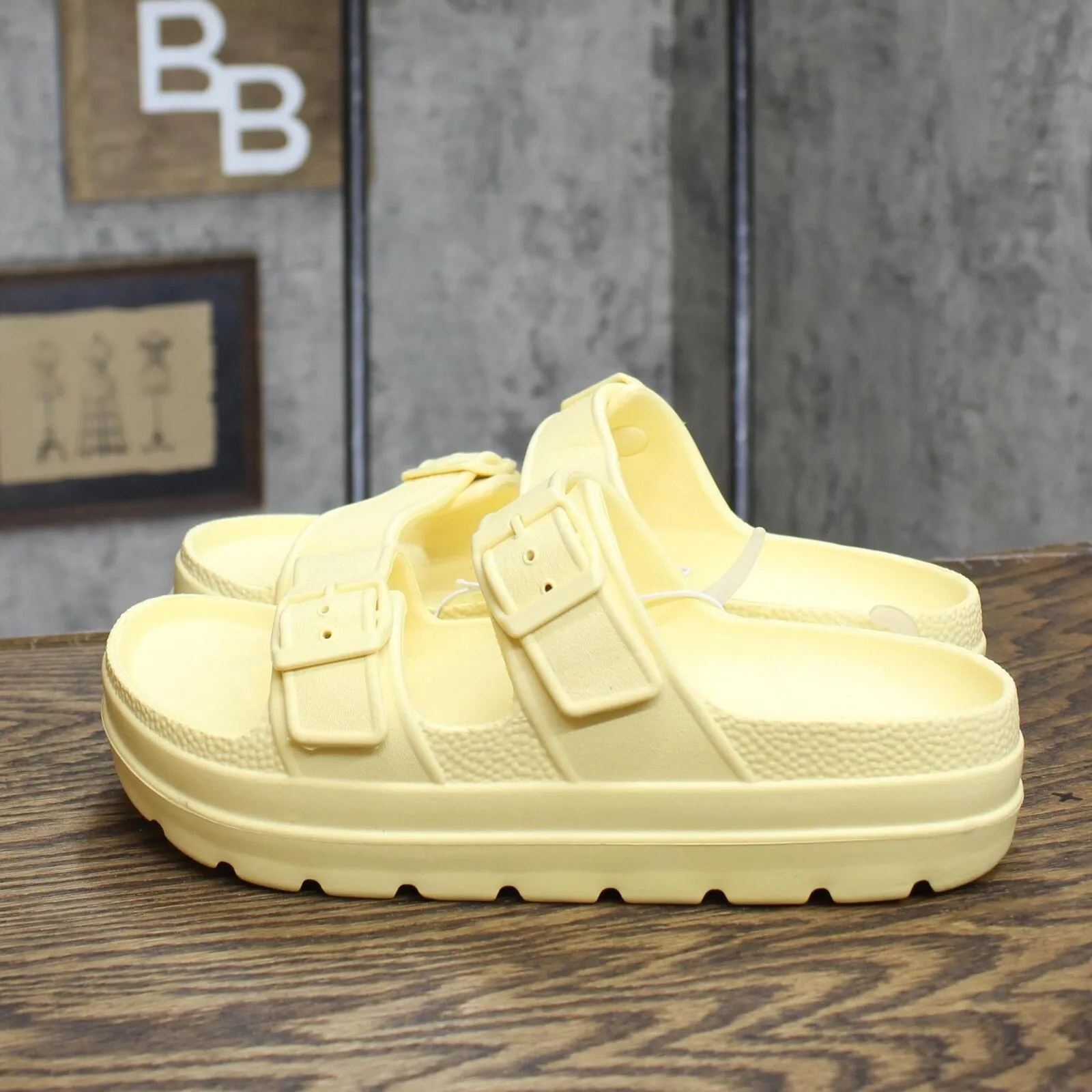 Wild Fable Women's Trixie Platform Sandals 89258336 Light Yellow 7M