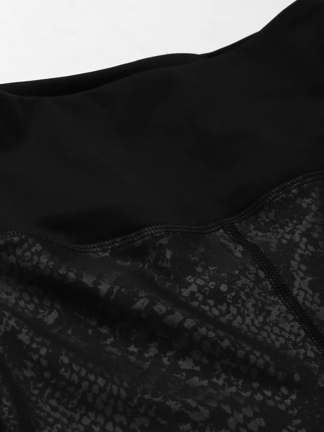Women's Black Snake Print Active Quick Dry Tights